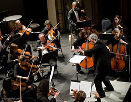 <p>
	Trio Solisti Impresses with Classic Beethoven and Rare Chausson Performances</p>