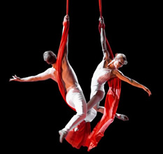 <p>
	Greensboro Symphony Presents Cirque de la Symphonie</p>