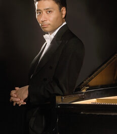Pianist Jon Nakamatsu Performs with EMF Young Artists Orchestra on July 7