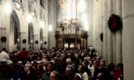 <p>Serenity Descends upon Duke Chapel as the VAE Returns for “O Holy Night”</p>