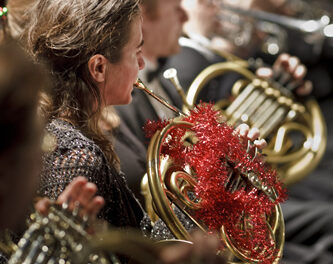 <p>
	North Carolina Symphony Brings Holiday Pops to Jacksonville December 18</p>