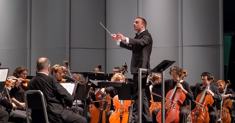NC Symphony Brings Crowd to Its Feet in Chapel Hill
